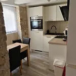 Rose1 Apartman *